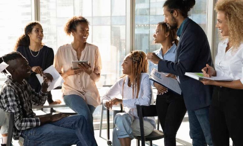 Honoring Contributions in the Workplace Honoring Contributions in the Workplace